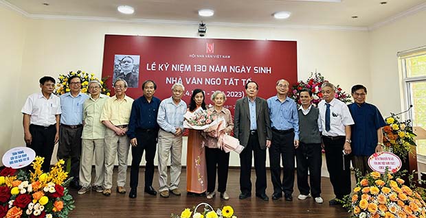 NGÔ TẤT TỐ - BẬC ĐẠI HIỀN VĂN NHÂN