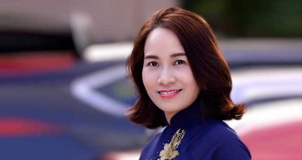 CHÙM THƠ TRẦN NGUYỆT ÁNH - LỄ CÚNG THẦN LINH KHÔNG THỂ THIẾU GIỌT NGỌC TRỜI