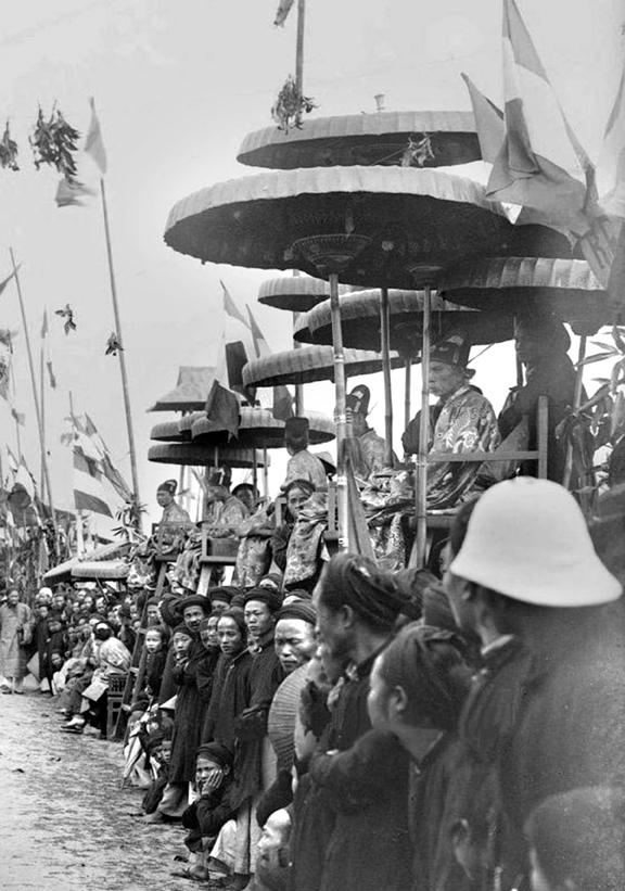 MỘT THỜI LỀU CHÕNG