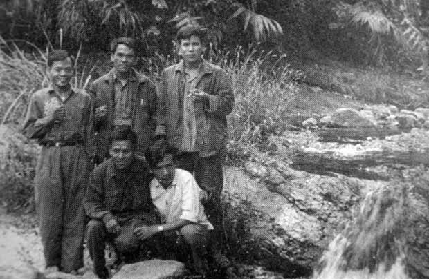 HOÀNG PHỦ NGỌC PHAN - KỶ NIỆM MỘT ĐÊM TRONG RỪNG NÚI...