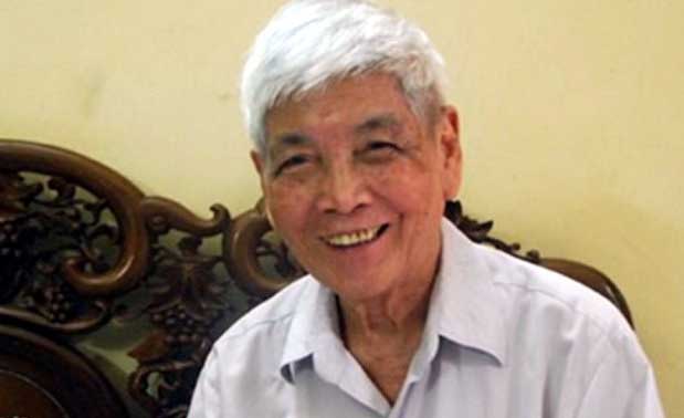 NHÀ THƠ VIỆT PHƯƠNG VÀ CÂU CHUYỆN KHI ''CỬA ĐÃ MỞ''