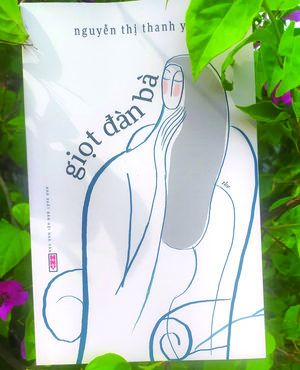 Đêm qua rơi giọt đàn bà