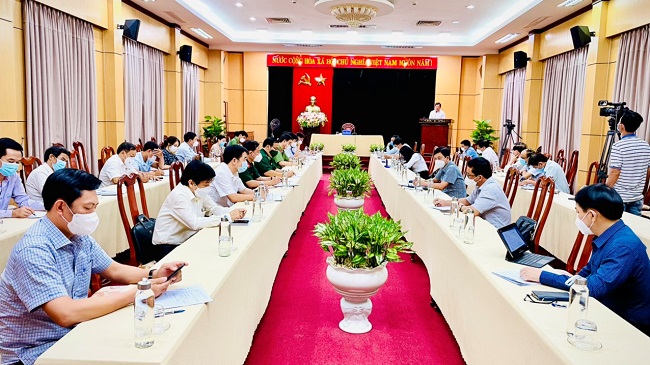 Quảng Ngãi: Đề ra các biện pháp cấp thiết để khống chế dịch bệnh Covid-19, không để lây lan dịch từ doanh nghiệp này sang doanh nghiệp khác