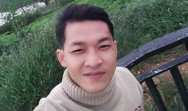 Thơ trẻ và quan niệm về thơ: Khét – Trần Đức Tín