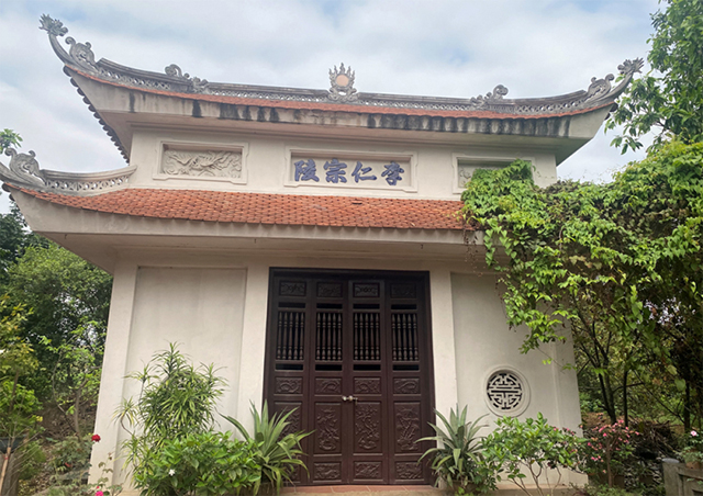 THÁI MIỀU NHÀ LÝ: SƠN LĂNG CẤM ĐỊA