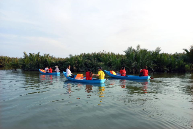 RỪNG DỪA NƯỚC CÀ NINH