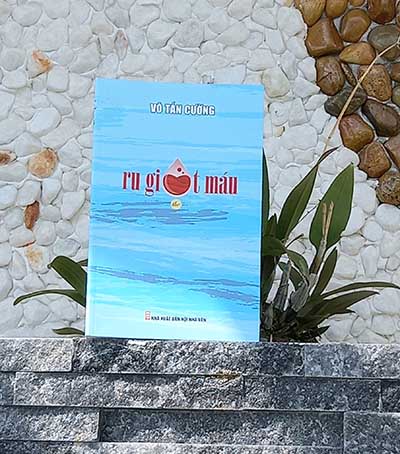 MỖI GIỌT MÁU NHƯ MẶT TRỜI